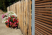 Holz im Garten